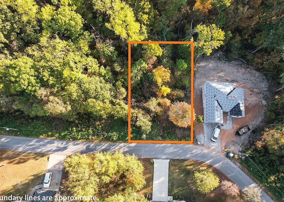 1st image of 22 Blairgowrie Dr