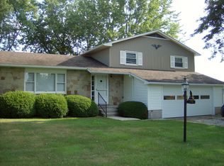 21656 Hammersmith Rd, Defiance, OH 43512