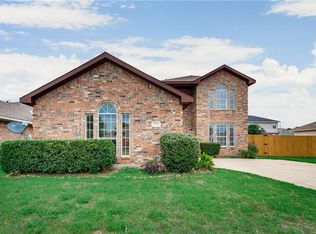 1220 Rio Vista Dr, Desoto, TX
