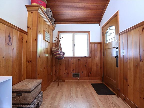 2nd image of 294 Rawlinson Rd