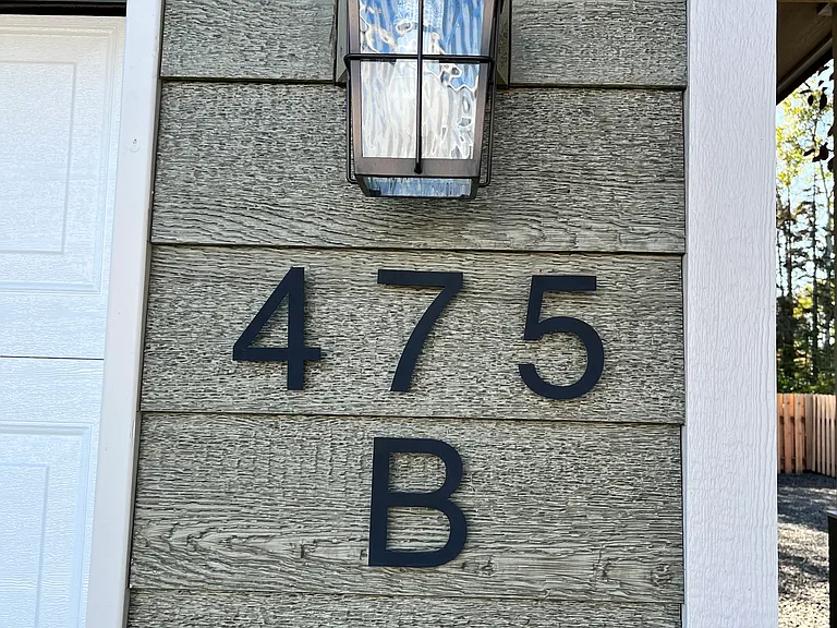 475 W Redoubt Ave #B — Photo 2