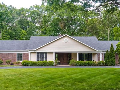 74 E Ladue Estates Dr, Saint Louis, MO, 63141