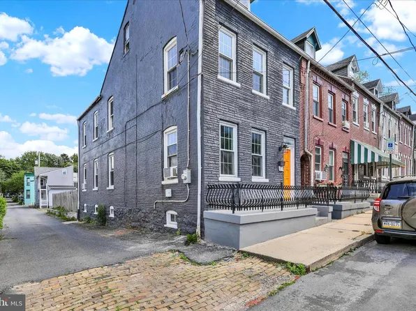 614 Saint Joseph St, Lancaster, PA 17603