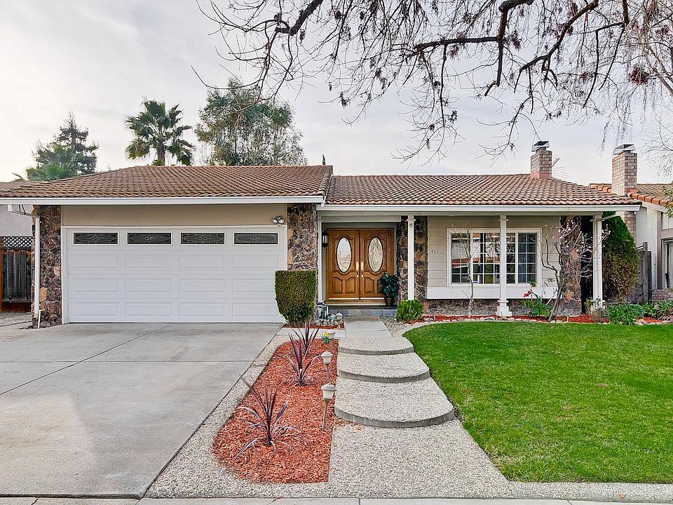 1st image of 4921 Chiles Dr