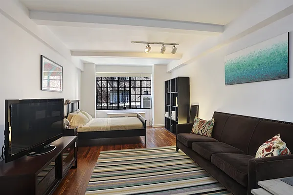 Sold by Corcoran | media 1