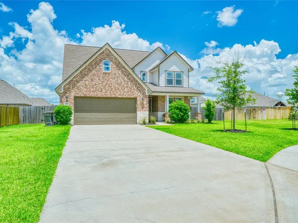 13510 Fallbrook Cir, Mont Belvieu, TX 77535