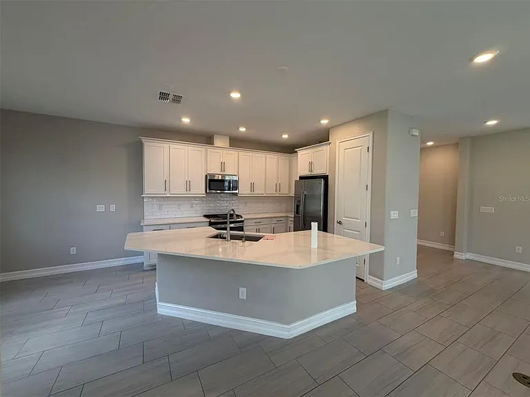 4565 Ancona Way — Photo 9