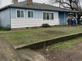 1104 4th St, Redding, CA 96002