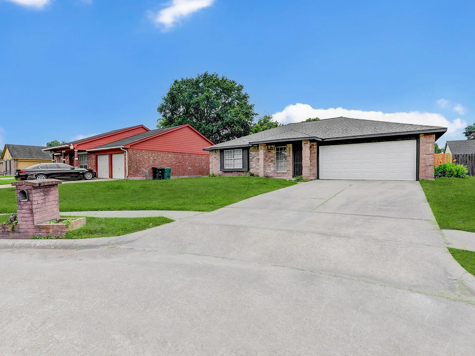 4 bed, 2.0 bath, 1518 sqft, $2,180 — Photo 2