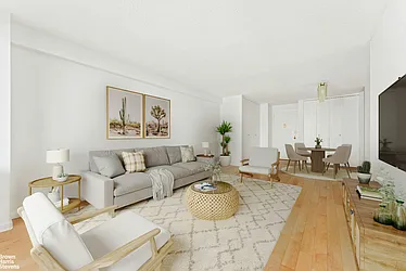 77 Fulton Street