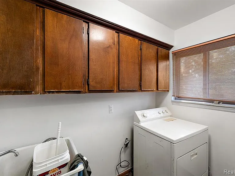 48156 Virginia Ct — Photo 21