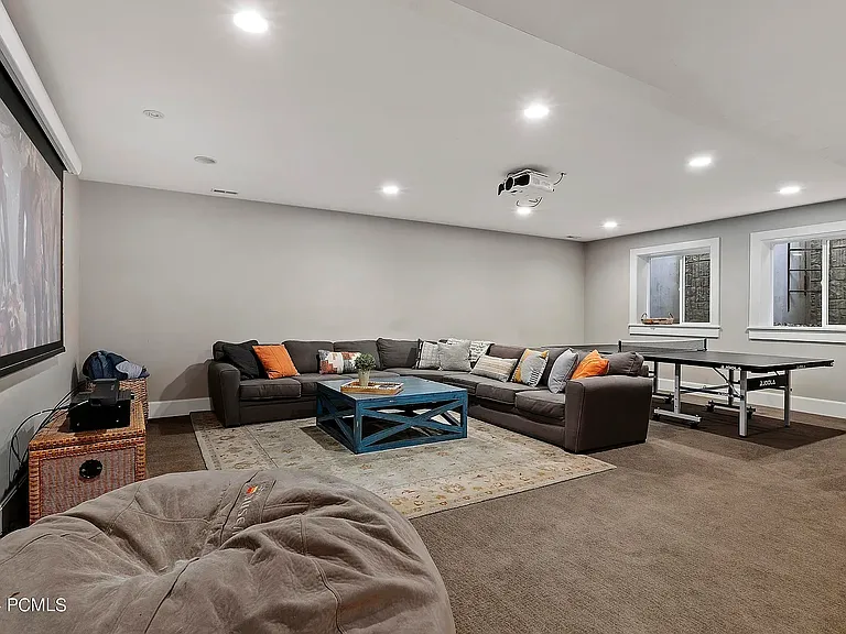 520 E Mission Dr — Photo 20