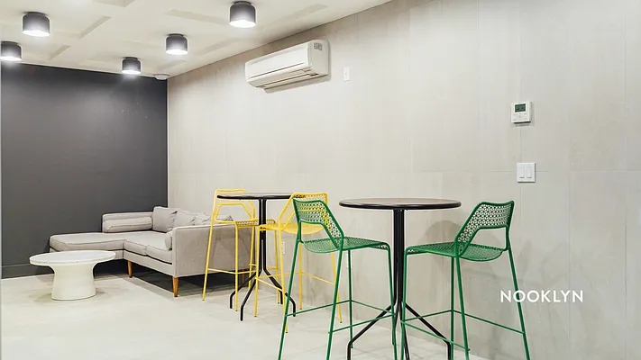 Rented by Nooklyn NYC LLC | media 93