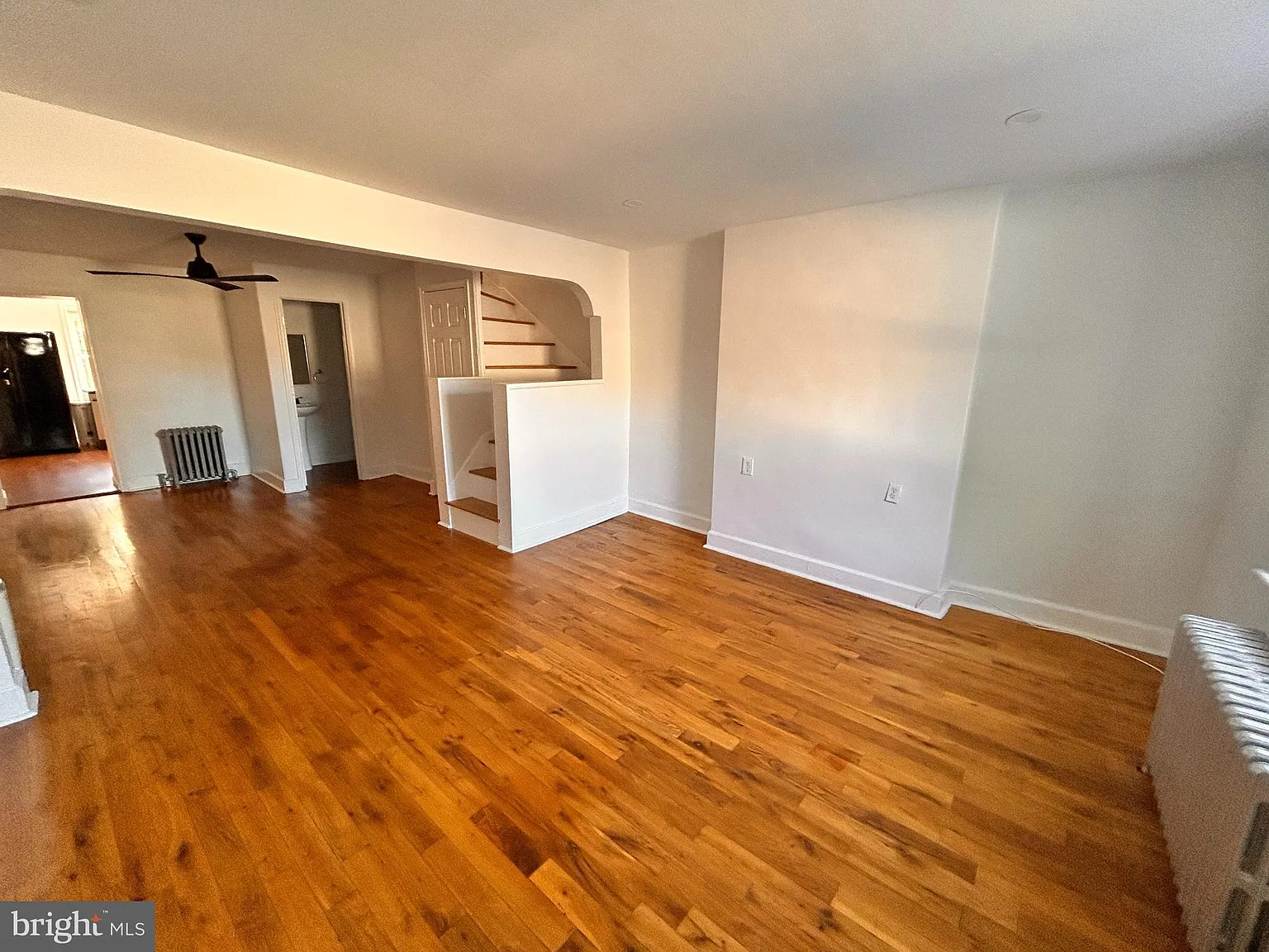 4 bed, 1.5 bath, 1317 sqft, $2,250 — Photo 4
