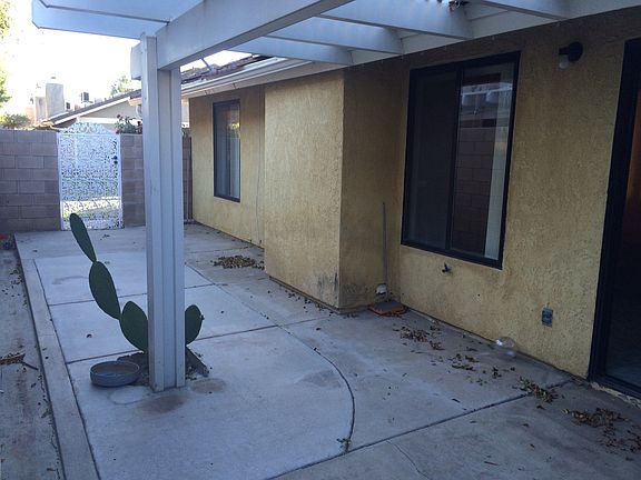 5th image of 1385 Van Buren Cir