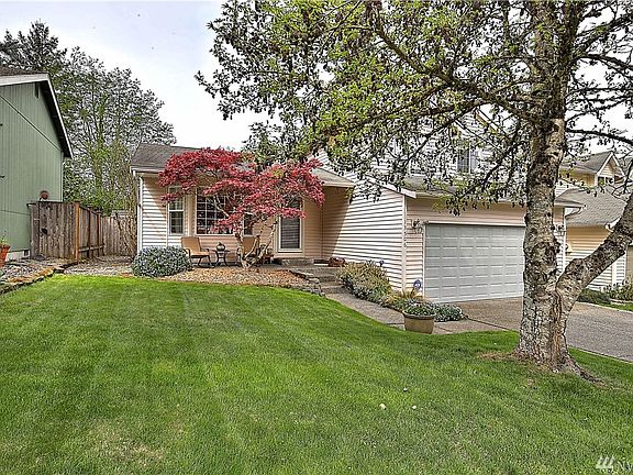 2nd image of 13506 20th Avenue Ct E