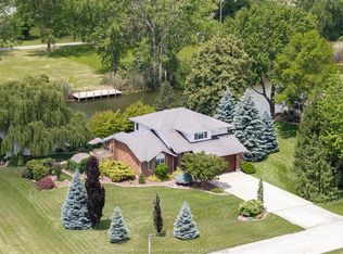605 Markham Dr, Lakeshore, ON N0P 2L0