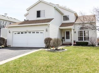 855 Tallgrass Dr, Bartlett, IL