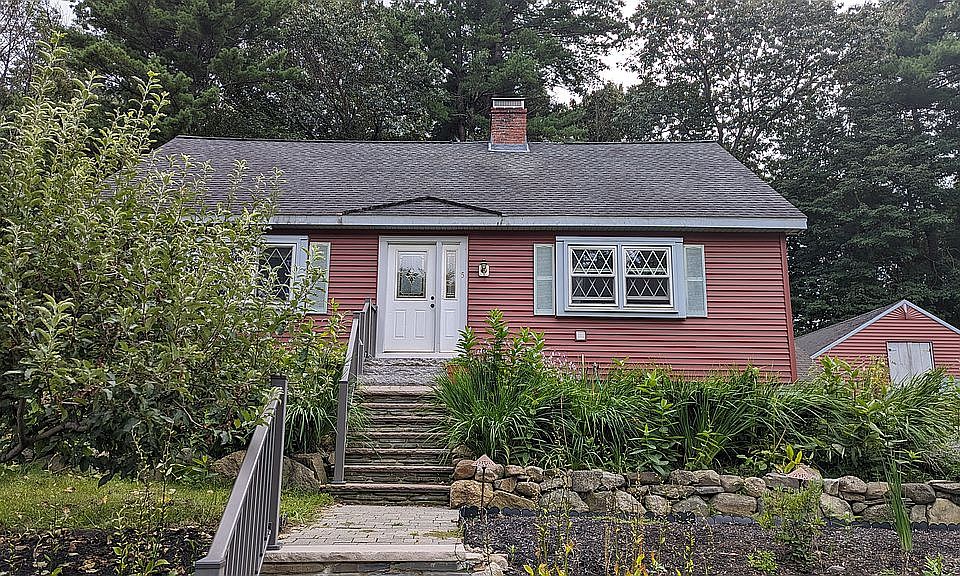 1st image of 5 Glendale Cir