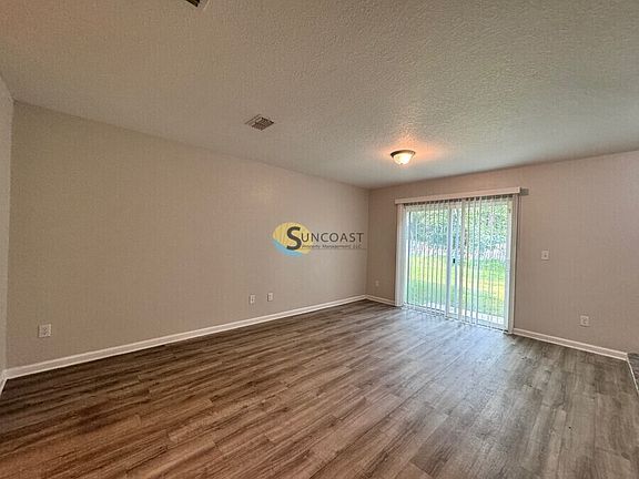 4th image of 7810 Hammond Blvd