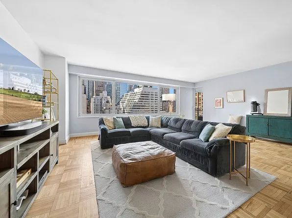 303 E 57th St APT 11E, New York, NY 10022