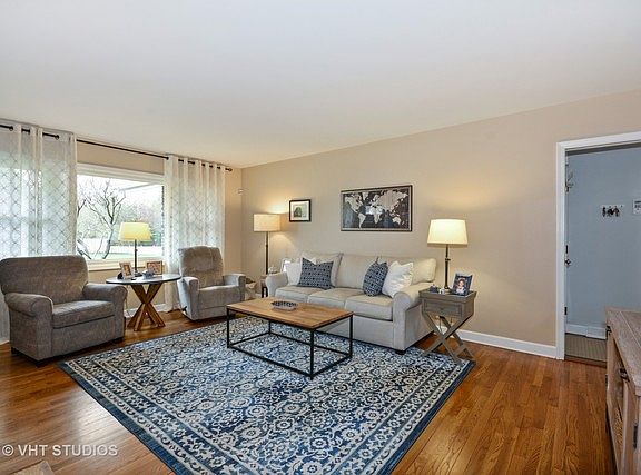 3rd image of 515 N Van Nortwick Ave