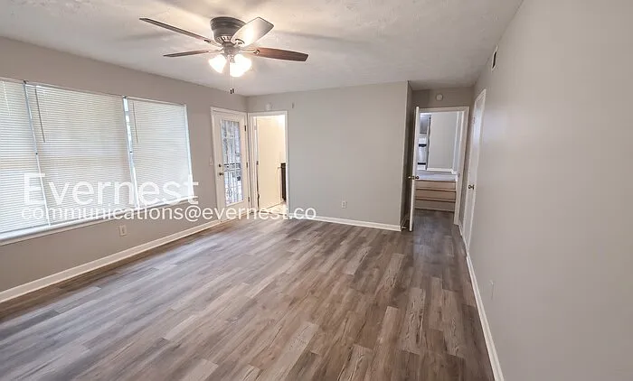 3828 Landgraf Cv — Photo 9