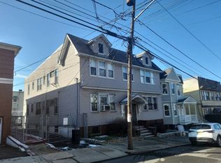 17-19 Breakenridge Ter, Irvington, NJ 07111