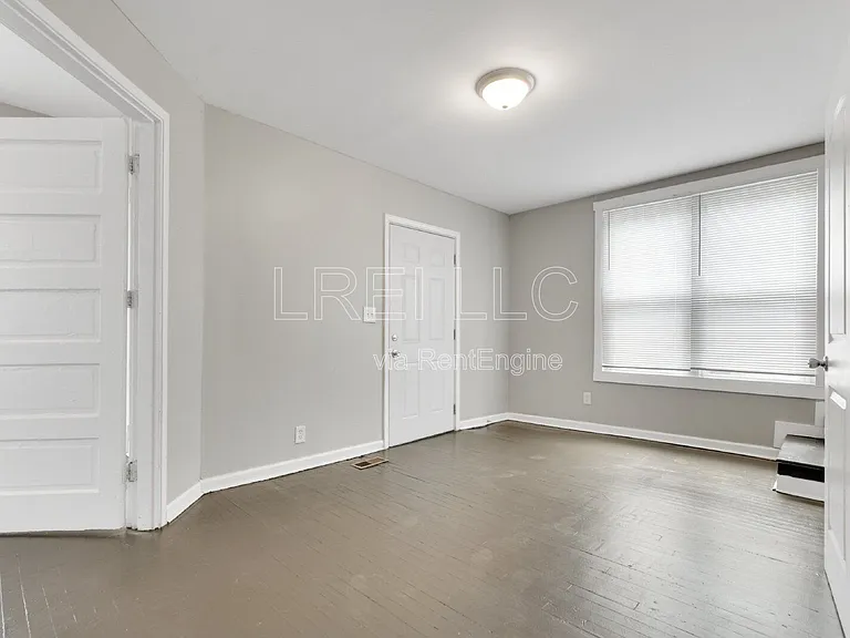 3932 Rankin St — Photo 10