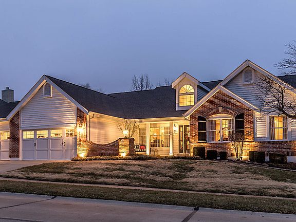 2nd image of 106 Boathouse Dr