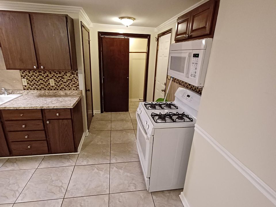 1st image of 356 Amherst St #1