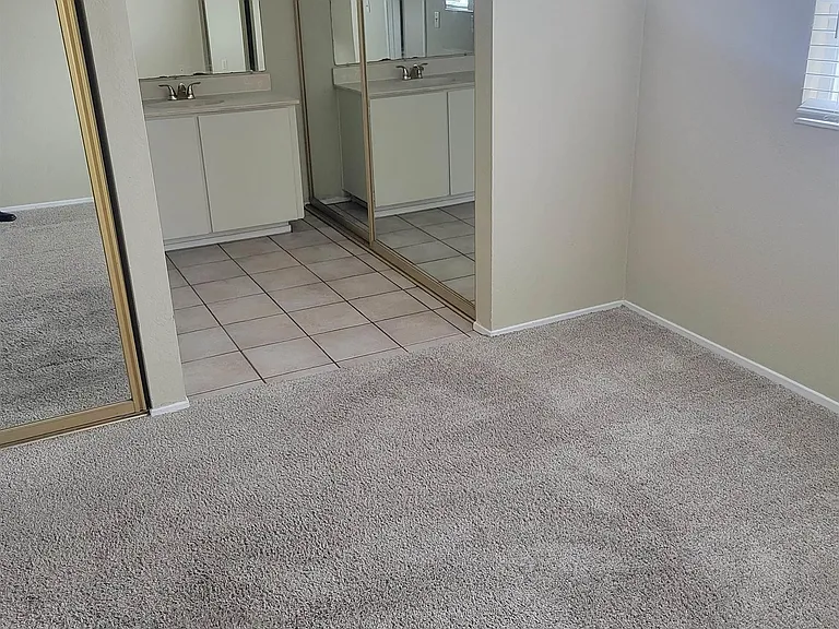 906 Coral Dr — Photo 11