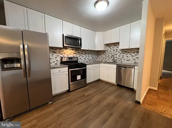 886 Quince Orchard Blvd APT 202, Gaithersburg, MD 20878