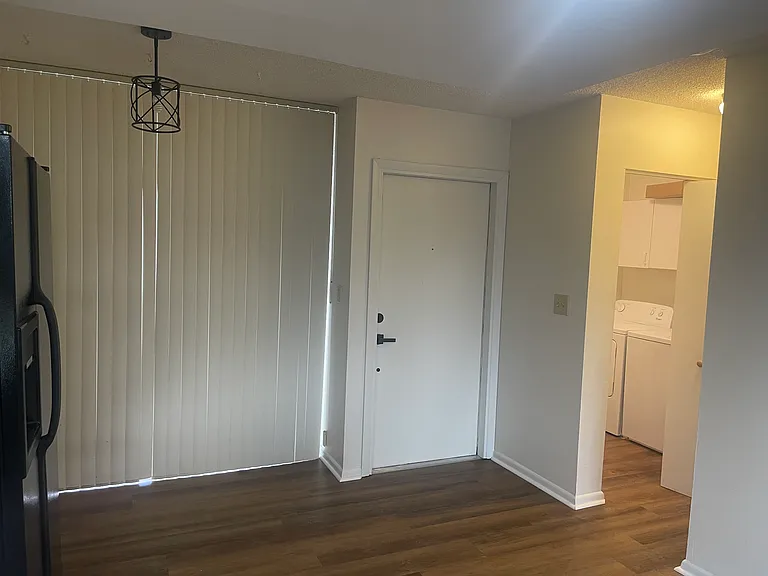 2921 SW 87th Ave #510 — Photo 2