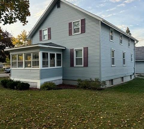 2nd image of 1724 Mole Ave