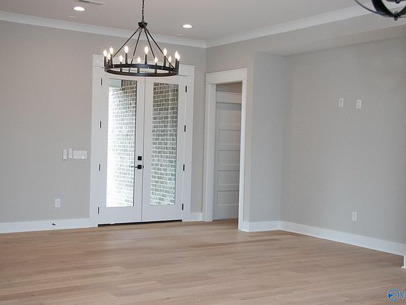 5th image of 256 Krimson Cir