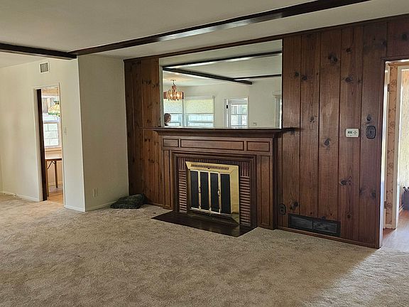 3rd image of 4525 Lennox Ave