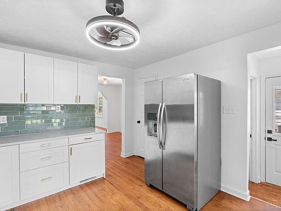 3rd image of 1917 Highland St