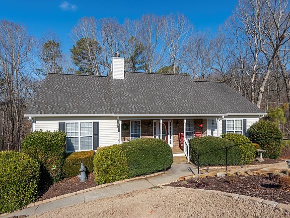 3rd image of 804 Kensington Ct