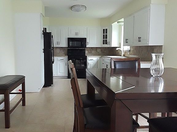 2nd image of 1512 Clinton Ave
