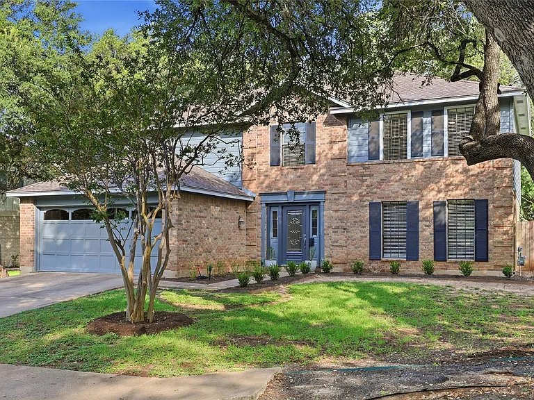 11604 Buttonwood Dr — Photo 3