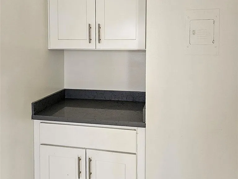 1026 San Rafael Ave — Photo 5