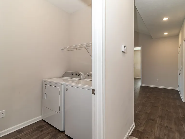 319 Koweta Way — Photo 13