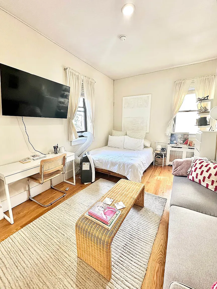 313 West 105th Street — Photo 3