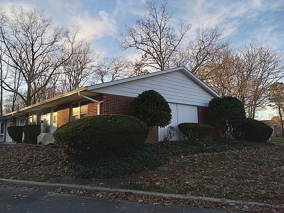 5th image of 1A Buckingham Dr