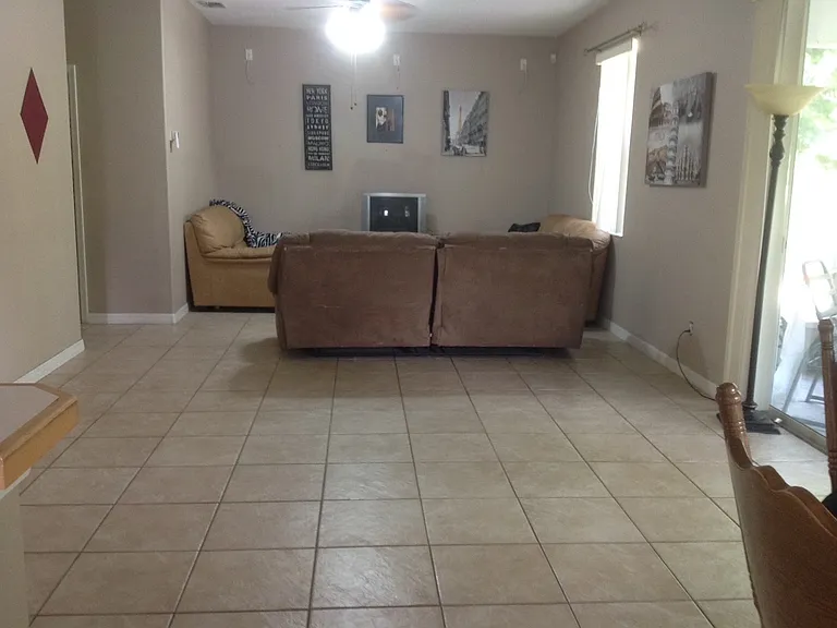3913 Shawn Cir — Photo 10