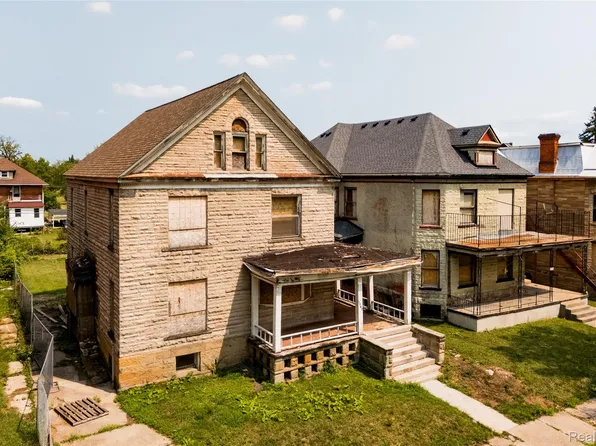 1574 & 1582 Cadillac Blvd, Detroit, MI 48214