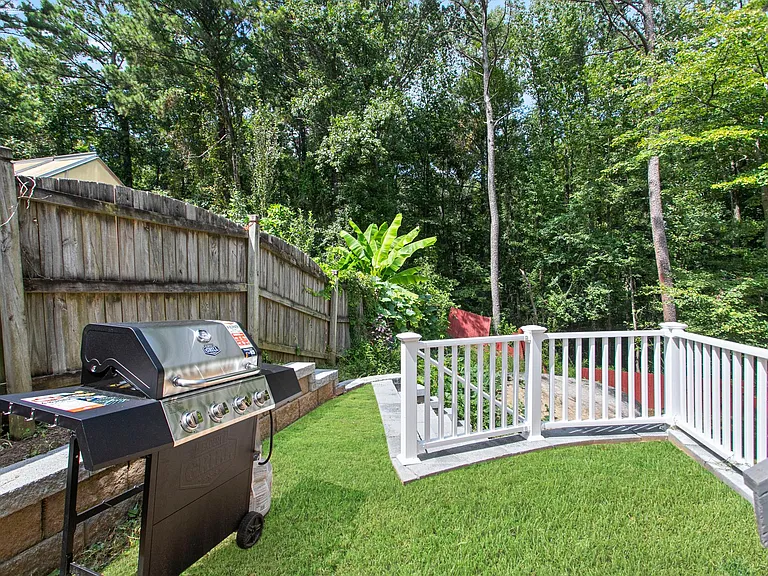 729 Sunny Field Ln — Photo 45
