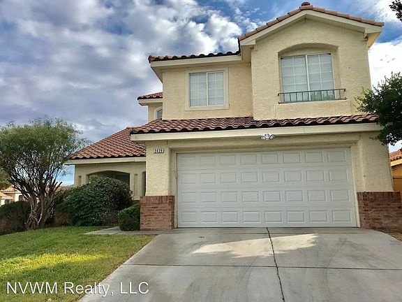 2nd image of 2429 Avenida Familia
