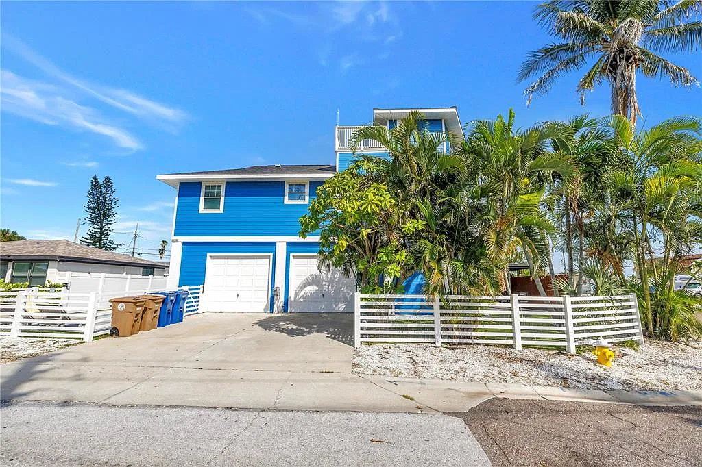 3 bed, 3.0 bath, 1488 sqft, $4,500 — Photo 4